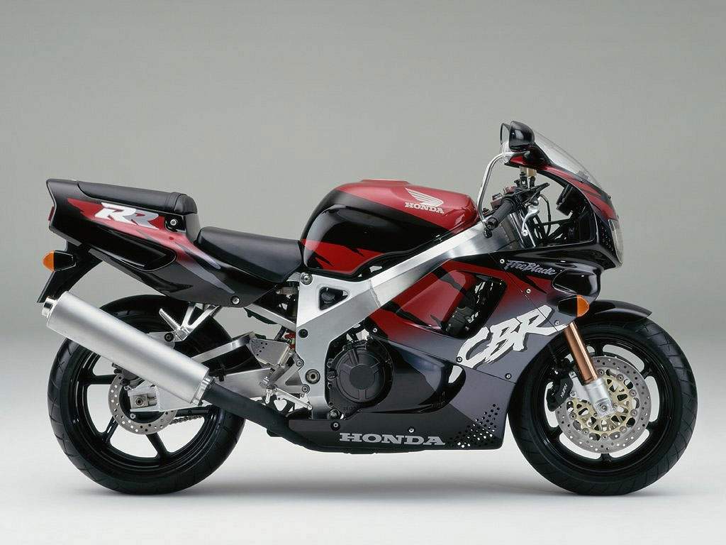 двигатель разрез honda cbr900rr fireblade